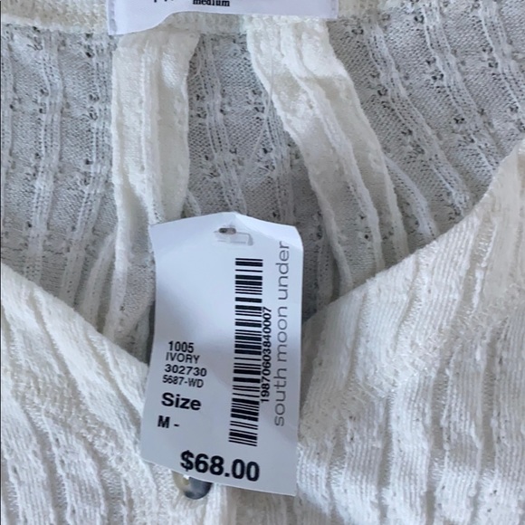 Top - Picture 2 of 2